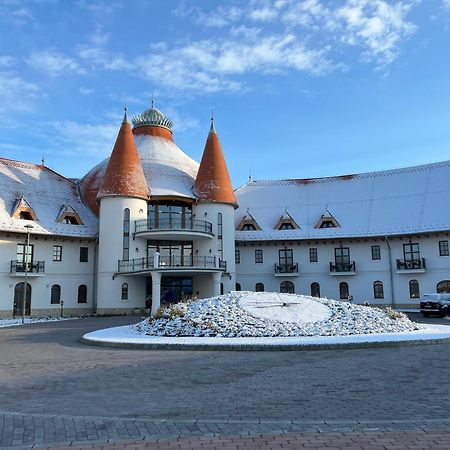 Hungarikum Hotel Lakitelek Exteriör bild
